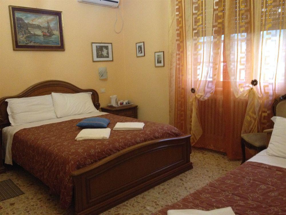 A Casa Doina Airport2 Bed & Breakfast Pisa Exterior foto