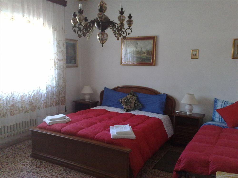 A Casa Doina Airport2 Bed & Breakfast Pisa Exterior foto