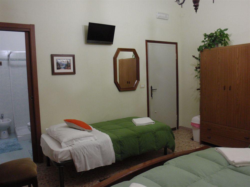 A Casa Doina Airport2 Bed & Breakfast Pisa Exterior foto