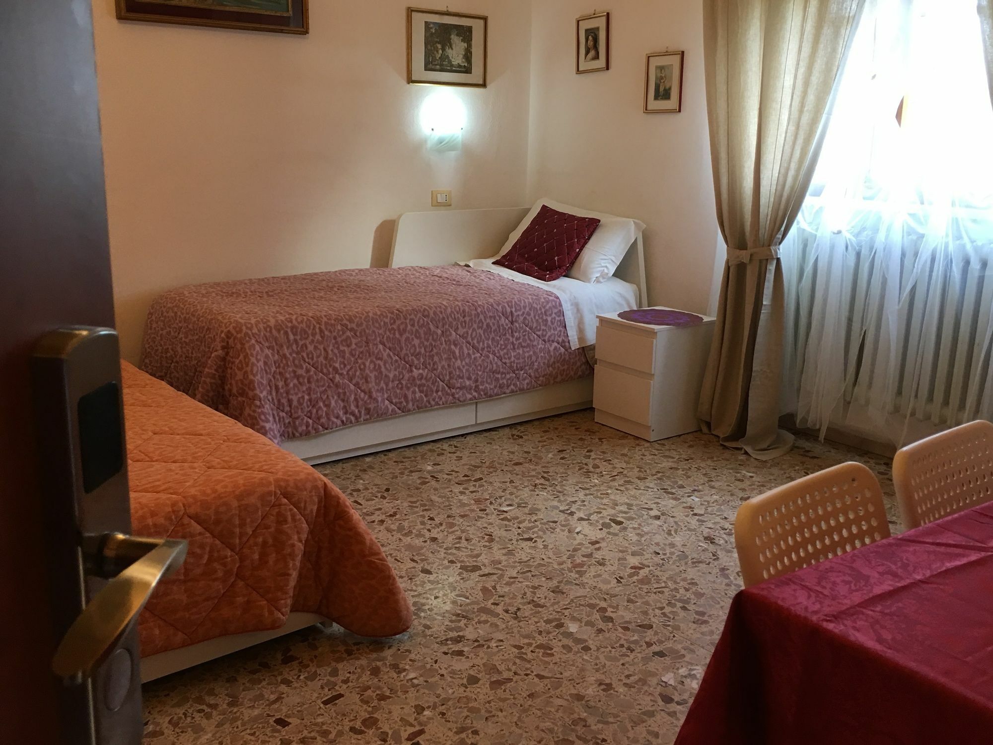 A Casa Doina Airport2 Bed & Breakfast Pisa Exterior foto
